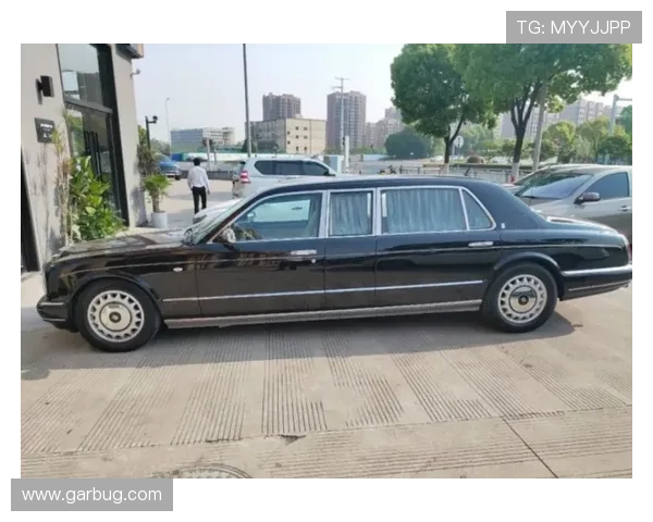 1999年买的RR幻影元首级，当年2040万元落地，如今转卖却没车商收